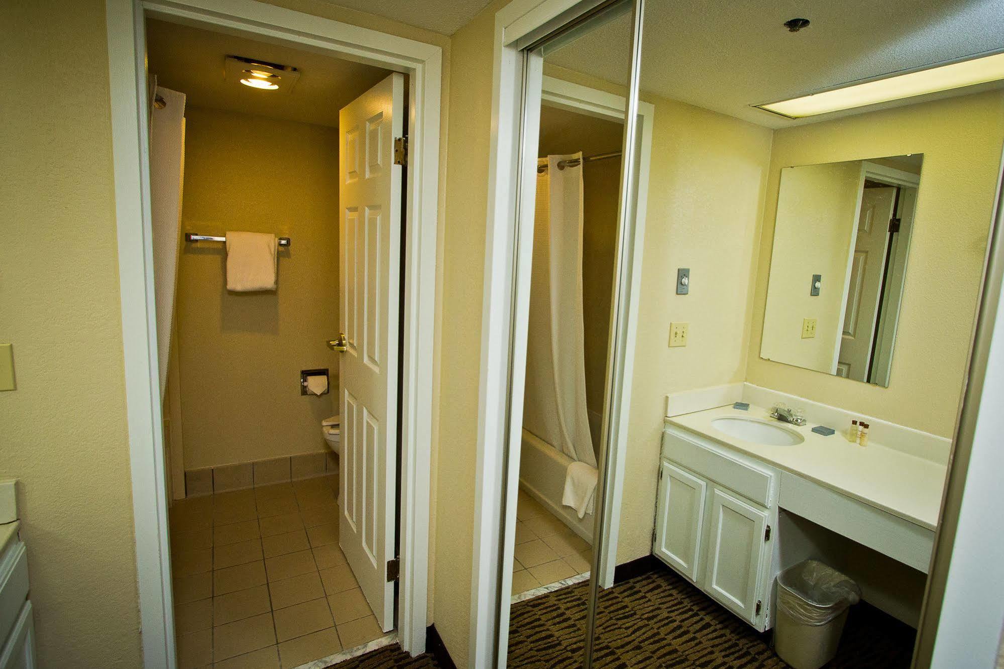 Suburban Extended Stay Hotel โอมาฮา ภายนอก รูปภาพ