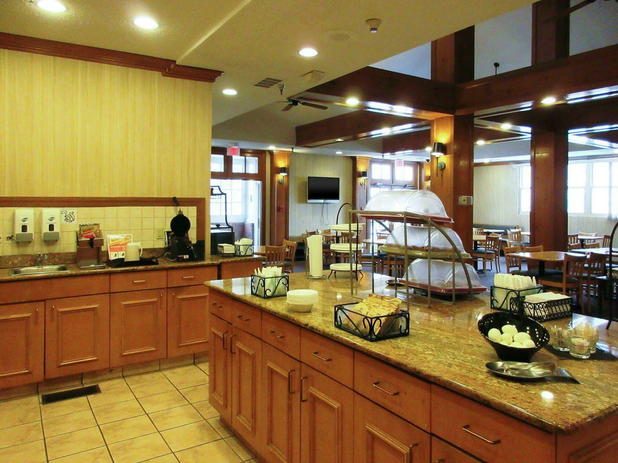 Suburban Extended Stay Hotel โอมาฮา ภายนอก รูปภาพ